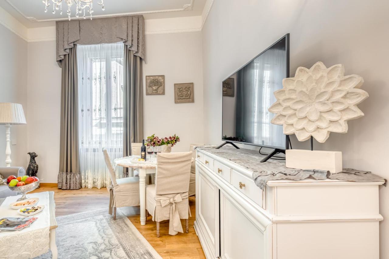 Luxury Stars In Rome - Andromeda Apartment In Colosseum Esterno foto