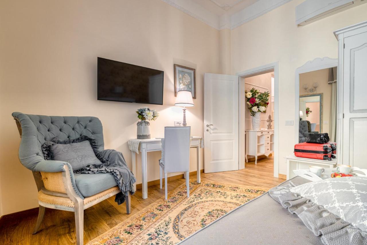 Luxury Stars In Rome - Andromeda Apartment In Colosseum Esterno foto