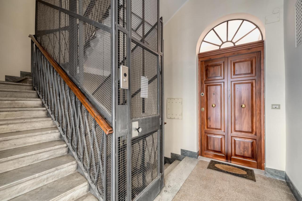 Luxury Stars In Rome - Andromeda Apartment In Colosseum Esterno foto